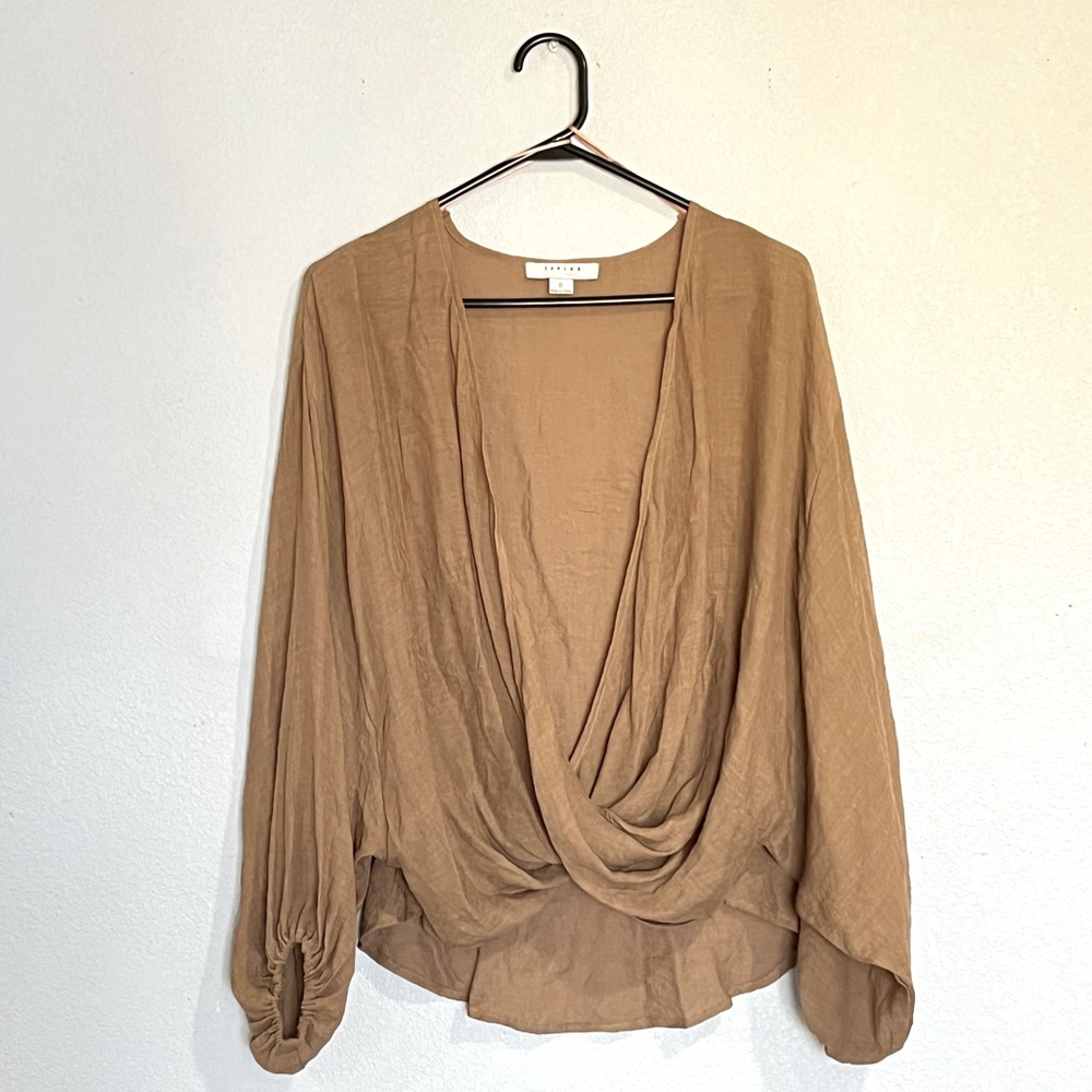 FAVLUX Top